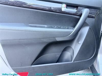 2014 Kia Sorento LX   - Photo 20 - Reseda, CA 91335