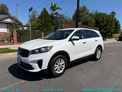 2019 Kia Sorento LX - Photo 1 - Reseda, CA 91335