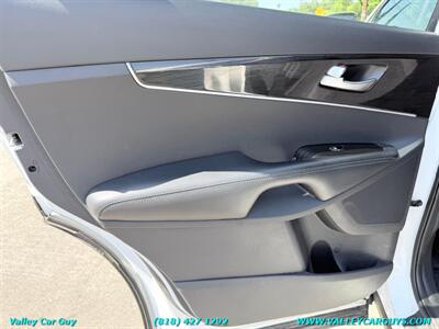 2019 Kia Sorento LX - Photo 22 - Reseda, CA 91335