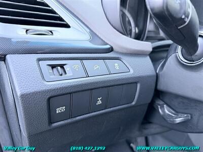 2016 Hyundai SANTA FE Sport 2.4L - Photo 15 - Reseda, CA 91335