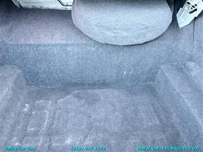 2010 Mercury Grand Marquis LS   - Photo 23 - Reseda, CA 91335