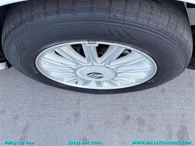 2010 Mercury Grand Marquis LS   - Photo 26 - Reseda, CA 91335