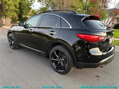 2015 INFINITI QX70   - Photo 7 - Reseda, CA 91335