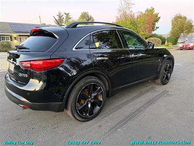 2015 INFINITI QX70   - Photo 5 - Reseda, CA 91335