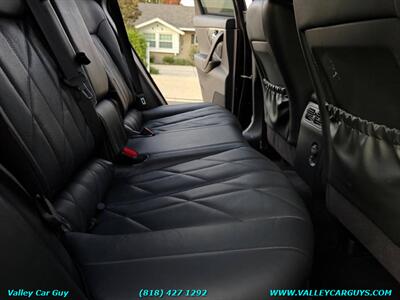 2015 INFINITI QX70   - Photo 26 - Reseda, CA 91335