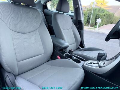 2013 Hyundai ELANTRA GLS   - Photo 13 - Reseda, CA 91335