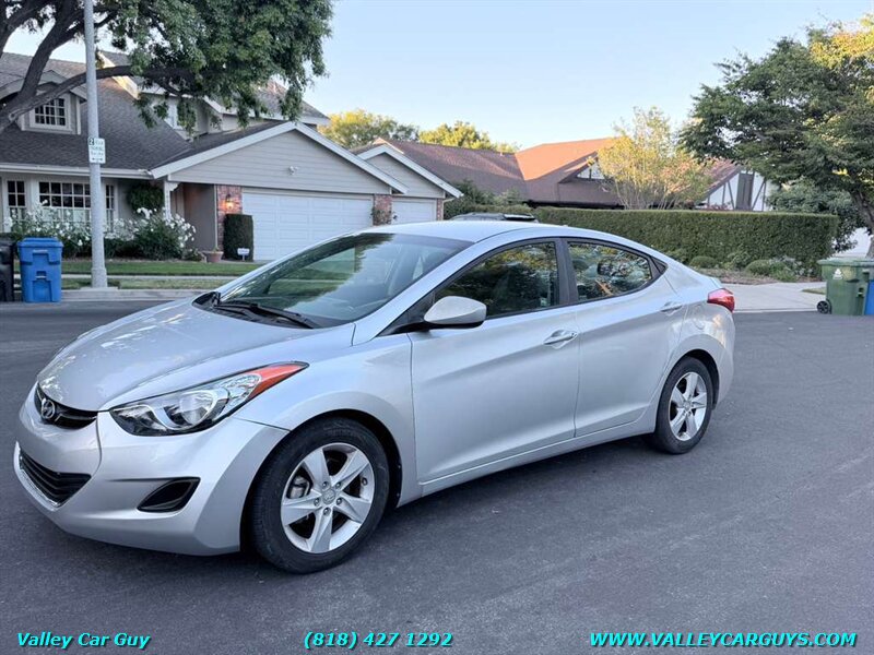2013 Hyundai ELANTRA GLS   - Photo 1 - Reseda, CA 91335