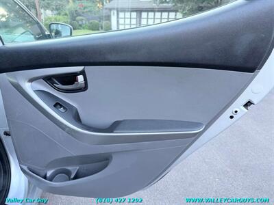 2013 Hyundai ELANTRA GLS   - Photo 24 - Reseda, CA 91335