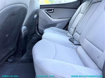 2013 Hyundai ELANTRA GLS   - Photo 19 - Reseda, CA 91335