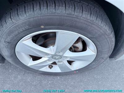 2013 Hyundai ELANTRA GLS   - Photo 30 - Reseda, CA 91335