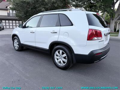 2013 Kia Sorento LX - Photo 6 - Reseda, CA 91335