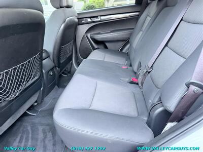 2013 Kia Sorento LX - Photo 17 - Reseda, CA 91335