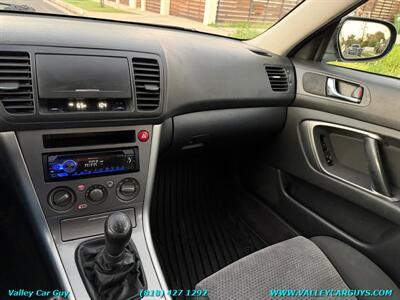 2006 Subaru Outback 2.5i   - Photo 14 - Reseda, CA 91335