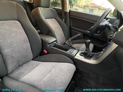 2006 Subaru Outback 2.5i   - Photo 9 - Reseda, CA 91335