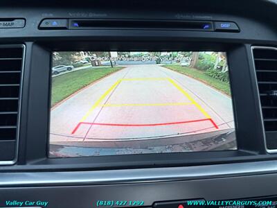2015 Hyundai SONATA Limited - Photo 19 - Reseda, CA 91335