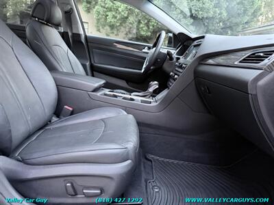 2015 Hyundai SONATA Limited - Photo 12 - Reseda, CA 91335