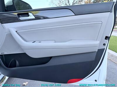 2015 Hyundai SONATA Limited   - Photo 34 - Reseda, CA 91335