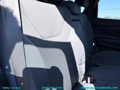 2020 Hyundai SANTA FE SE - Photo 23 - Reseda, CA 91335