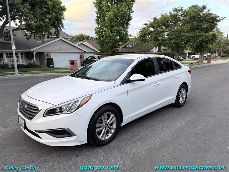 2016 Hyundai SONATA SE   - Photo 1 - Reseda, CA 91335