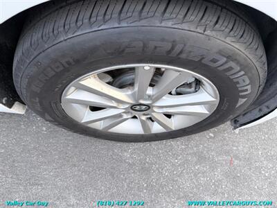 2016 Hyundai SONATA SE   - Photo 24 - Reseda, CA 91335