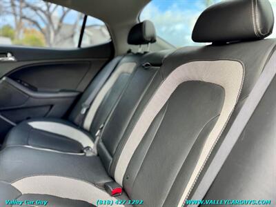 2011 Kia Optima SX Turbo   - Photo 20 - Reseda, CA 91335