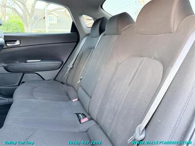 2019 Kia Optima LX   - Photo 21 - Reseda, CA 91335