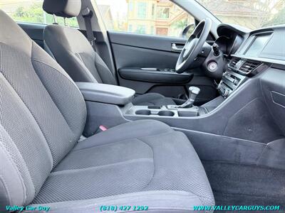 2019 Kia Optima LX   - Photo 9 - Reseda, CA 91335