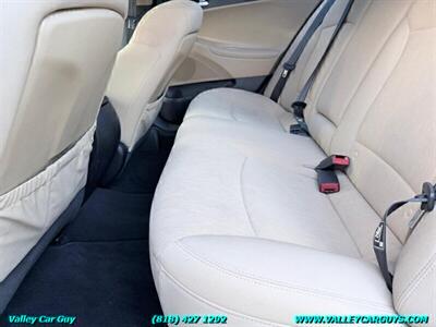 2011 Hyundai SONATA GLS   - Photo 16 - Reseda, CA 91335
