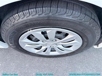 2011 Hyundai SONATA GLS - Photo 28 - Reseda, CA 91335