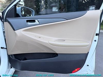 2011 Hyundai SONATA GLS - Photo 21 - Reseda, CA 91335