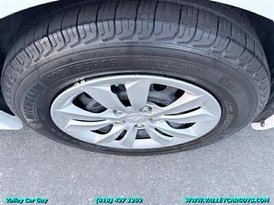 2011 Hyundai SONATA GLS   - Photo 28 - Reseda, CA 91335