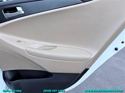 2011 Hyundai SONATA GLS   - Photo 23 - Reseda, CA 91335