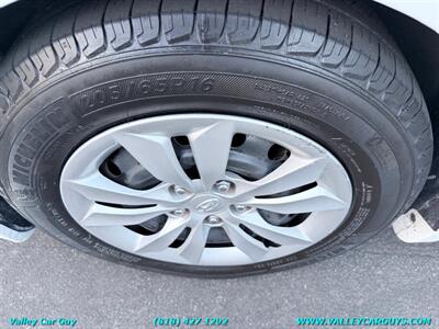 2011 Hyundai SONATA GLS - Photo 26 - Reseda, CA 91335