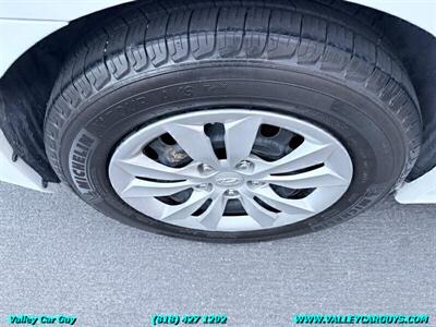 2011 Hyundai SONATA GLS   - Photo 25 - Reseda, CA 91335
