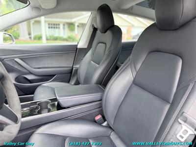 2020 Tesla Model 3 Standard Range Plus   - Photo 13 - Reseda, CA 91335