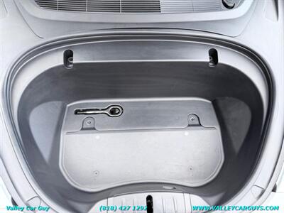 2020 Tesla Model 3 Standard Range Plus   - Photo 24 - Reseda, CA 91335