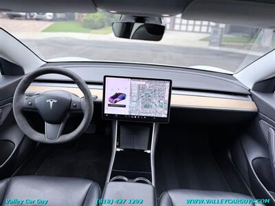 2020 Tesla Model 3 Standard Range Plus   - Photo 16 - Reseda, CA 91335