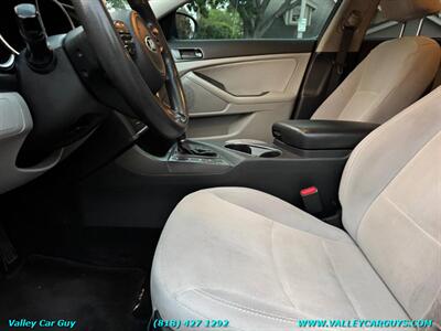 2015 Kia Optima LX   - Photo 13 - Reseda, CA 91335