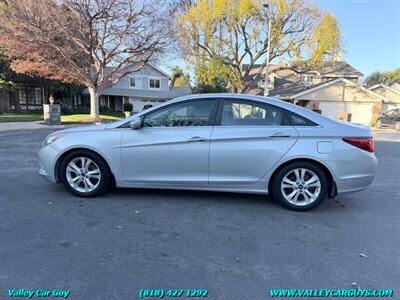 2011 Hyundai SONATA Limited   - Photo 9 - Reseda, CA 91335