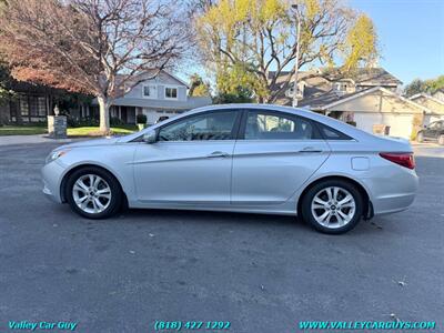 2011 Hyundai SONATA Limited - Photo 9 - Reseda, CA 91335