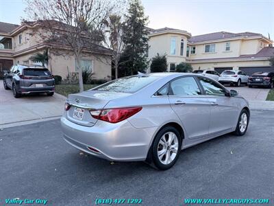 2011 Hyundai SONATA Limited - Photo 5 - Reseda, CA 91335