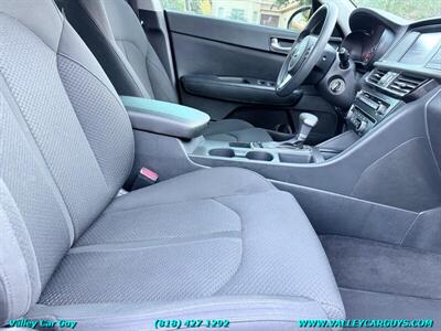 2018 Kia Optima LX - Photo 9 - Reseda, CA 91335
