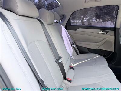 2015 Hyundai SONATA SE - Photo 19 - Reseda, CA 91335