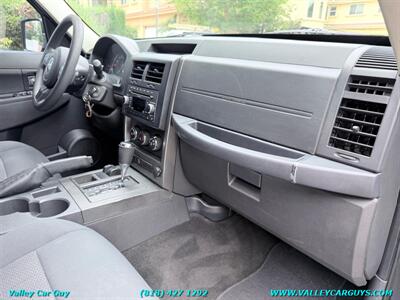 2011 Jeep Liberty Sport - Photo 9 - Reseda, CA 91335