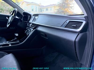 2018 Kia Optima EX - Photo 9 - Reseda, CA 91335