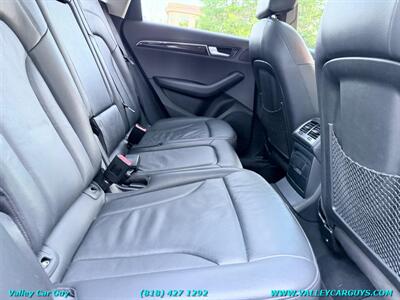 2012 Audi Q5 3.2 quattro Premium   - Photo 19 - Reseda, CA 91335