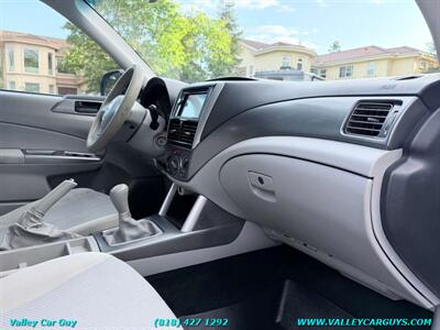 2013 Subaru Forester 2.5X   - Photo 10 - Reseda, CA 91335