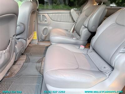 2006 Toyota Sienna XLE Limited 7 Passen - Photo 21 - Reseda, CA 91335