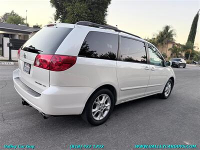 2006 Toyota Sienna XLE Limited 7 Passen - Photo 4 - Reseda, CA 91335