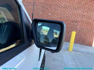 2024 Ford F-150 XLT - Photo 9 - Reseda, CA 91335